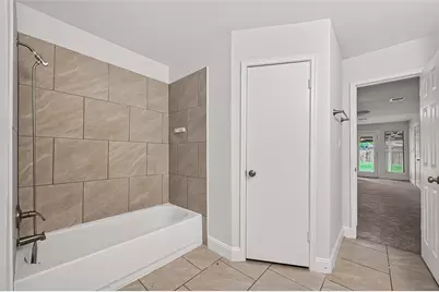 509 Southern Oaks Drive, Lake Jackson, TX 77566 - Photo 24