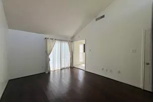 980 Memorial Village Dr, Houston, TX 77024 - Photo 12