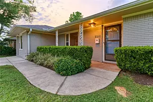 2210 Nina Lee Ln, Houston, TX 77018 - Photo 2