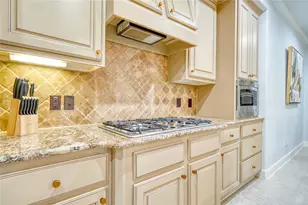 418 Somerset Dr, Sugar Land, TX 77479 - Photo 10