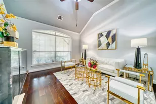 418 Somerset Dr, Sugar Land, TX 77479 - Photo 6