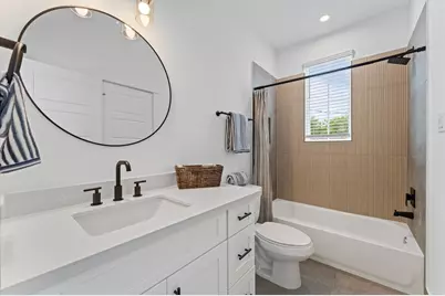 328 Neyland Street, Houston, TX 77022 - Photo 26