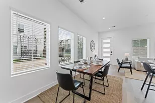 328 Neyland St, Houston, TX 77022 - Photo 10