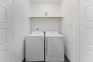 328 Neyland St, Houston, TX 77022 - Photo 28