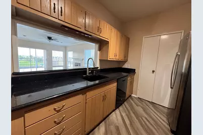 1306 Marina Bay Drive #209C, Clear Lake Shores, TX 77565 - Photo 10