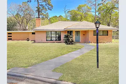 110 S Woodsway Street E, Conroe, TX 77301 - Photo 2