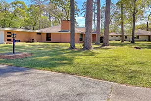 110 S Woodsway St E, Conroe, TX 77301 - Photo 4