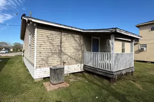 406 Snow Dr, West Columbia, TX 77486 - Photo 18