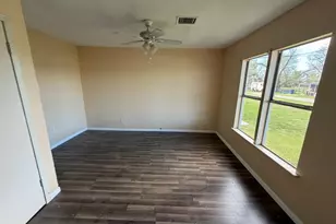 406 Snow Dr, West Columbia, TX 77486 - Photo 4