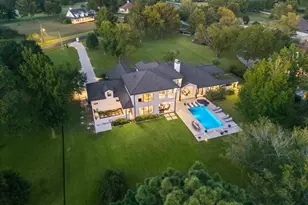 11440 Outpost Cove Dr, Willis, TX 77318 - Photo 2