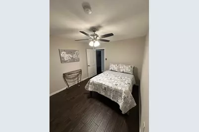 12102 SE Fairbury Drive, Houston, TX 77089 - Photo 6