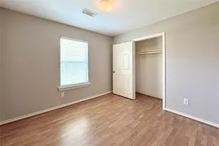 3455 Angel Ln, Houston, TX 77045 - Photo 14