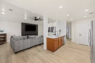 2710 Gaelic Green St, Houston, TX 77045 - Photo 12