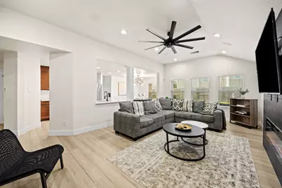 2710 Gaelic Green Street, Houston, TX 77045 - Photo 8