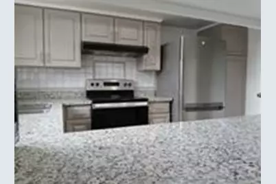 10466 Hammerly Boulevard #70, Houston, TX 77043 - Photo 4