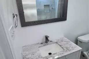 10466 Hammerly Blvd, Houston, TX 77043 - Photo 8