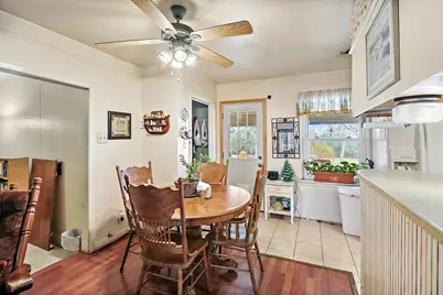 204 Chandler Drive, Baytown, TX 77521 - Photo 6