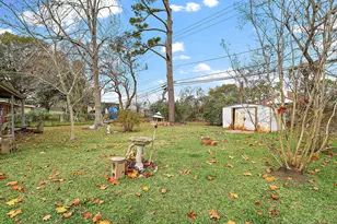 204 Chandler Dr, Baytown, TX 77521 - Photo 18