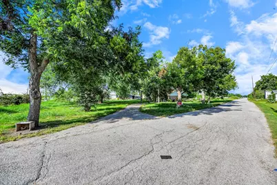 15511 Jessie Parker Road, Sugar Land, TX 77498 - Photo 4