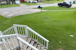 1601 Meadowview Dr, Port Lavaca, TX 77979 - Photo 36