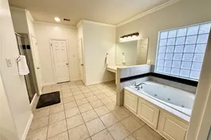 7608 Janak Dr, Houston, TX 77055 - Photo 16