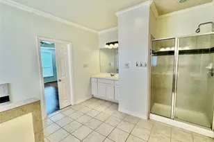 7608 Janak Dr, Houston, TX 77055 - Photo 14