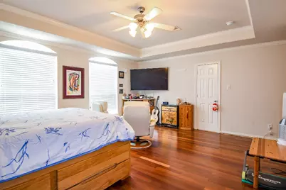 7608 Janak Drive, Houston, TX 77055 - Photo 12