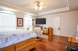 7608 Janak Dr, Houston, TX 77055 - Photo 12