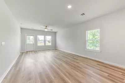 257 Harlingen Drive, Magnolia, TX 77354 - Photo 6