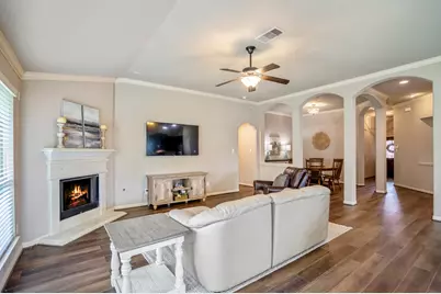 8914 Hummingbird Glen Court, Tomball, TX 77375 - Photo 14