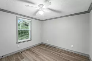110 Robin St, Shepherd, TX 77371 - Photo 2