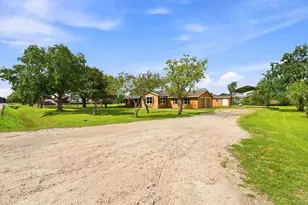 2300 Mary Ln, Dickinson, TX 77539 - Photo 44