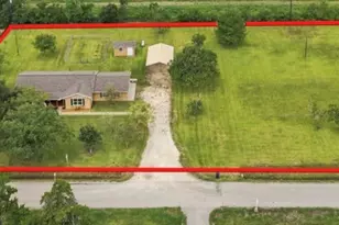 2300 Mary Ln, Dickinson, TX 77539 - Photo 48
