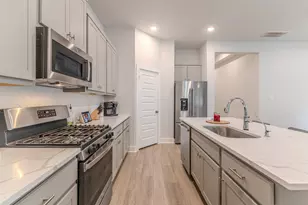 933 Cortez Creek Dr, Conroe, TX 77304 - Photo 8