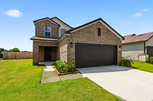 1885 Redwood Ln, Dayton, TX 77535 - Photo 2