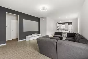 25722 Hickory Pecan Trl, Tomball, TX 77375 - Photo 2