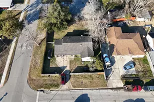 5103 Willow Glen Dr, Houston, TX 77033 - Photo 24