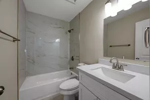 10 Basal Briar Ct, The Woodlands, TX 77381 - Photo 14