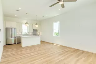 3611 W Jean St, Galveston, TX 77554 - Photo 8