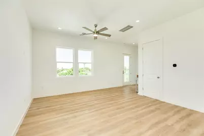 3611 W Jean St, Galveston, TX 77554 - Photo 14