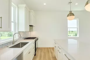 3611 W Jean St, Galveston, TX 77554 - Photo 12