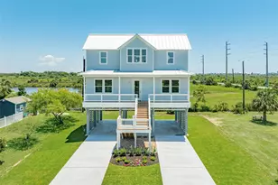 3611 W Jean St, Galveston, TX 77554 - Photo 32