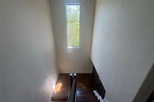 1605 W 14th St, Houston, TX 77008 - Photo 8