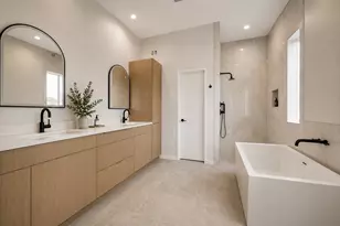 3902 Zina Wy, Houston, TX 77018 - Photo 6