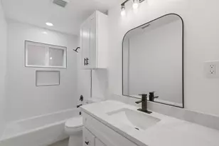 8806 Twisting Vine Ln, Houston, TX 77040 - Photo 18