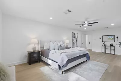 8806 Twisting Vine Lane, Houston, TX 77040 - Photo 12