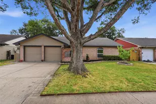 8806 Twisting Vine Ln, Houston, TX 77040 - Photo 1