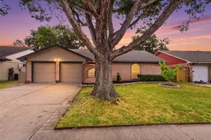 8806 Twisting Vine Ln, Houston, TX 77040 - Photo 26