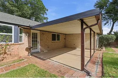 8806 Twisting Vine Lane, Houston, TX 77040 - Photo 20
