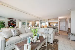 1401 E Beach Dr, Galveston, TX 77550 - Photo 4